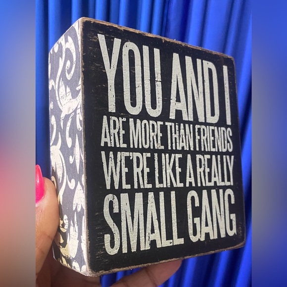 GIVEAWAY RUNNING ~ GET IN, 2 WIN! - Picture 3 of 3